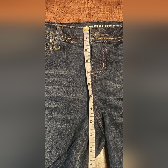 Natural Reflections Women's Jean Shorts Embellished Camo Pockets Size 2 NEW - Picture 14 of 14